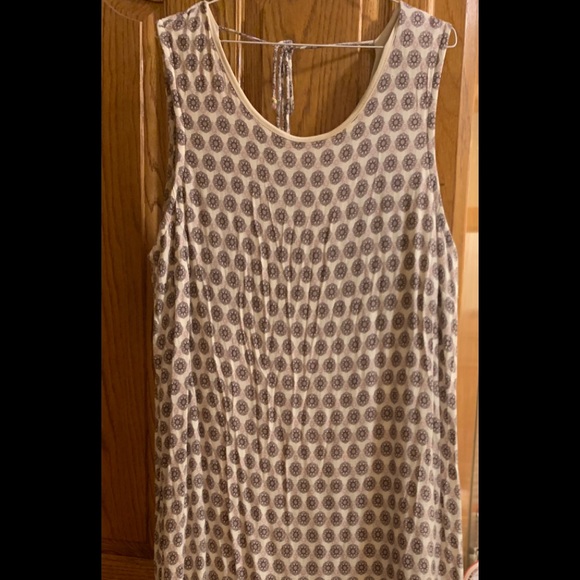 Dress - Picture 1 of 5